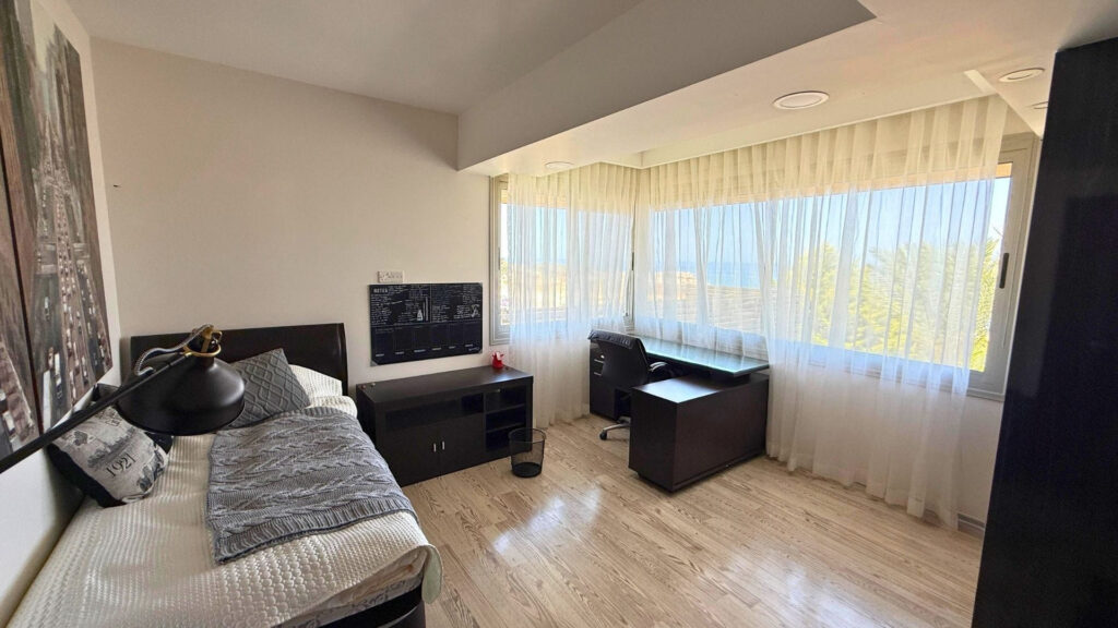 Pieds dans l’eau à Chypre