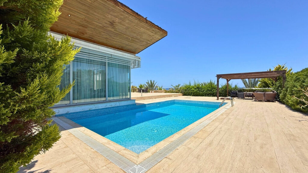 Pieds dans l’eau à Chypre